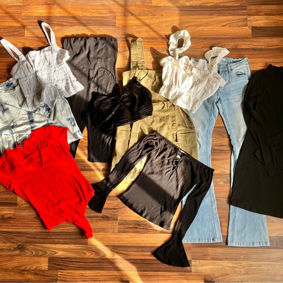 Size small bundle - Picture 1 of 6